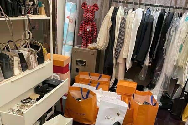 京口区回收一线品牌衣服
